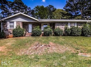 2566 Whisper Trl, Douglasville, GA 30135
