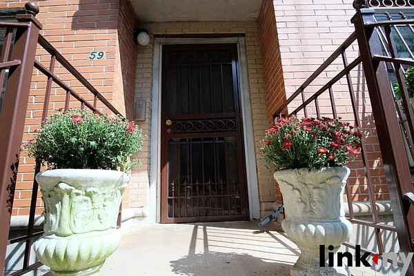 Rented by Link NY Realty | media 17