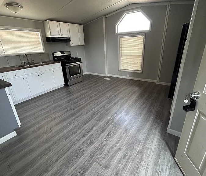 605 N 20th St #92 — Photo 3