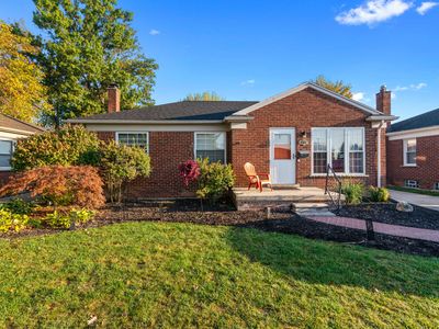 20707 Elizabeth St, Saint Clair Shores, MI, 48080