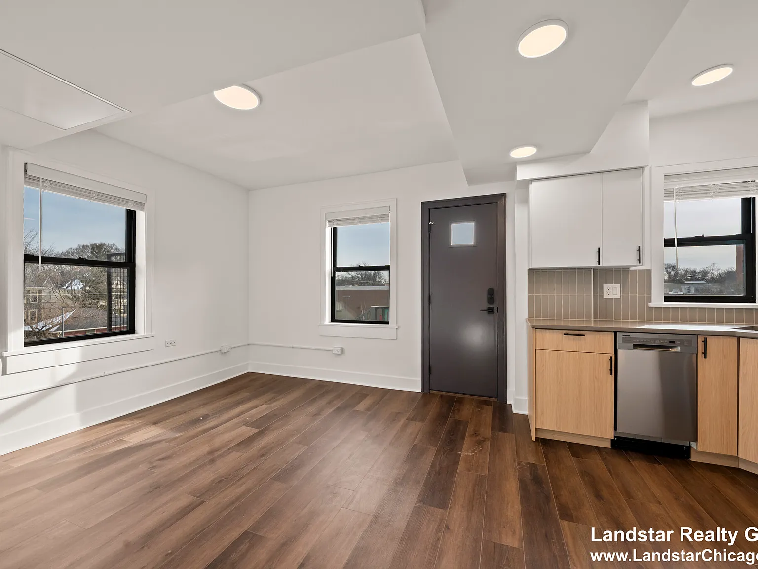1 bed, 1.0 bath, $2,250 — Photo 4