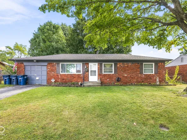 5 Angela Ct, Beech Grove, IN 46107