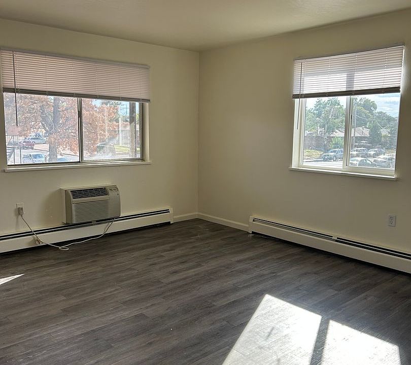 1st image of 2435 W 11th St #16