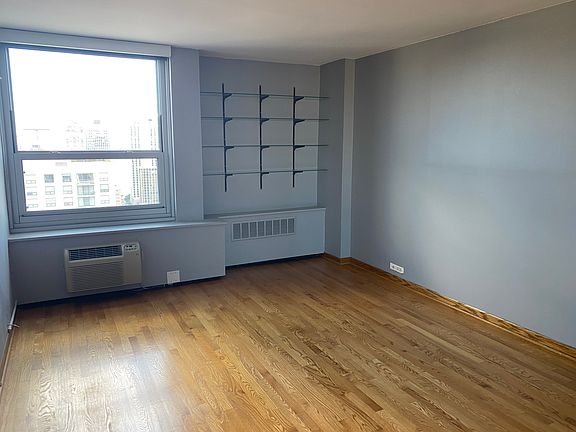 5th image of 1255 N Sandburg Ter Unit 2806