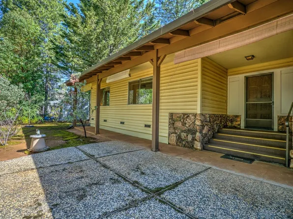 2911 Elder Ct, Camino, CA 95709