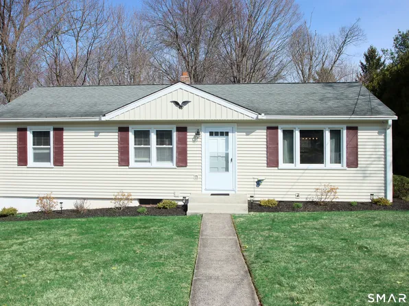 7 Bayberry Road, Cheshire, CT 06410