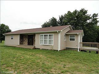1st image of 4402 Mathews Ln