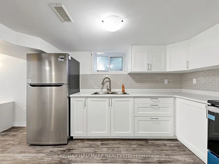 77 Wendell Ave #BASEMENT — Photo 8