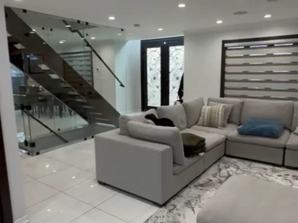 138-22 82nd Avenue image 17 of 17