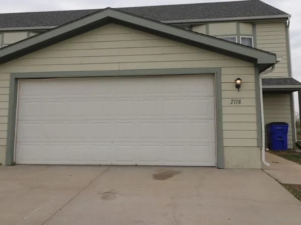 2116 Thompson Dr, Junction City, KS 66441