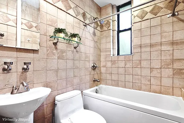 Sold by Citi Habitats | media 4
