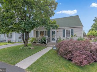 9028 Lynn Ave, Levittown, PA 19054