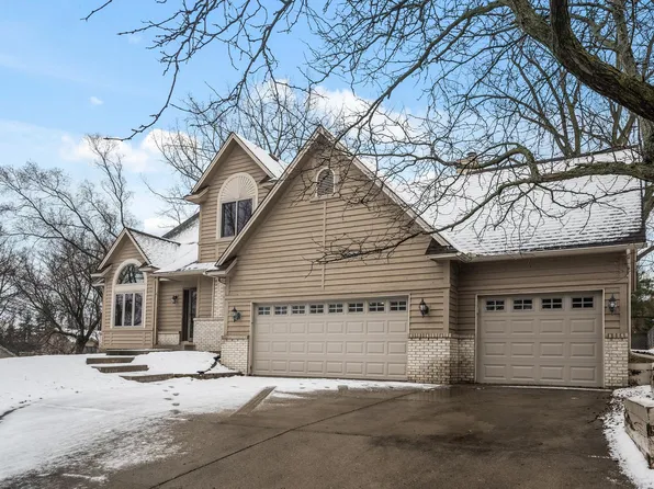 14901 Crystal Lake Rd W, Burnsville, MN 55306