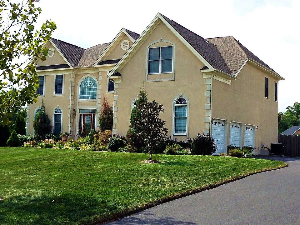 1st image of 23397 Summerstown Pl