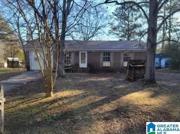 107 Greenridge Rd, Bessemer, AL 35023