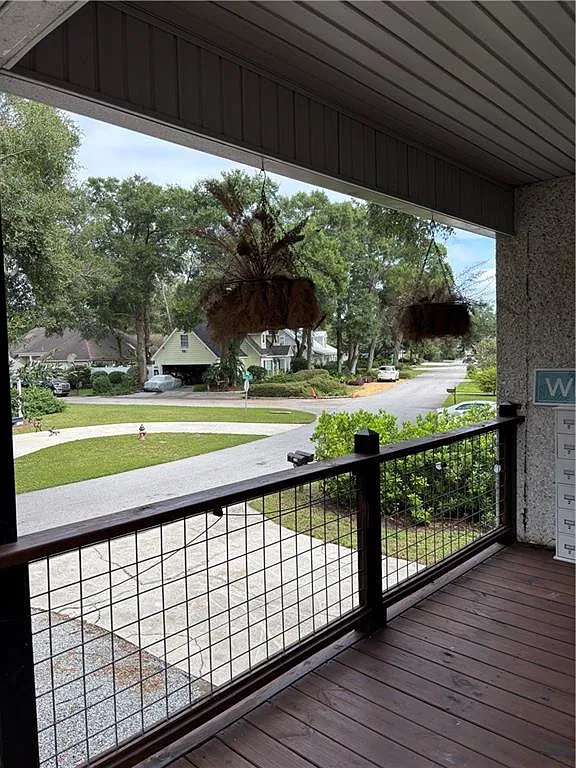 3 bed, 2.0 bath, 2352 sqft, $3,500 — Photo 4