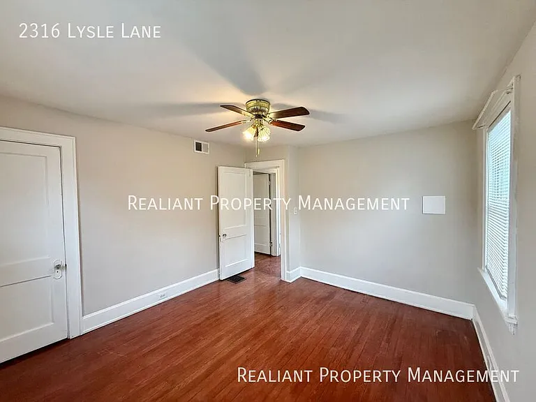 2316 Lysle Ln — Photo 12