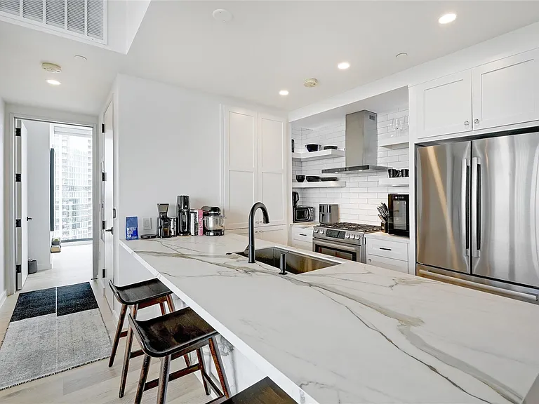 301 West Ave #2201 — Photo 18