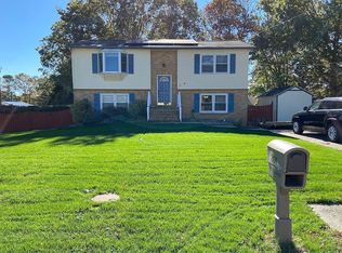 201 Bowline Rd, Manahawkin, NJ 08050