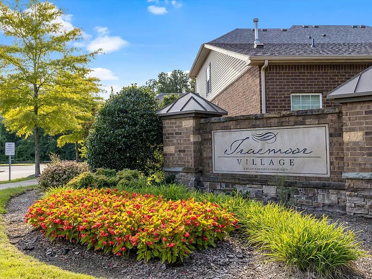 2349 Traemoor Village Pl — Photo 11