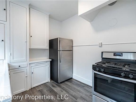 5th image of 536 Magnolia Ave #16