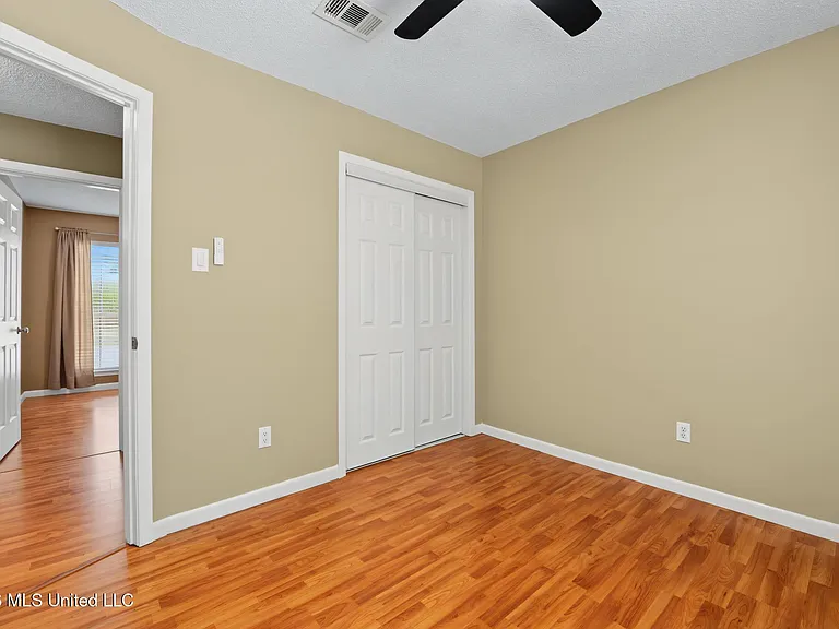 12916 Rosemont St — Photo 15
