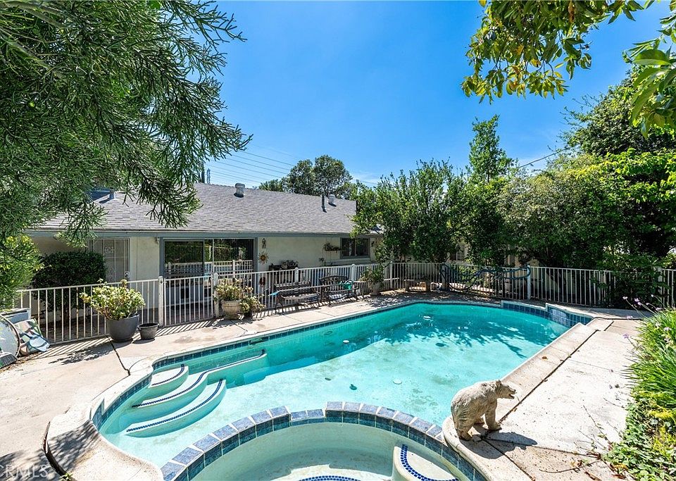 1st image of 24066 Prado Ln