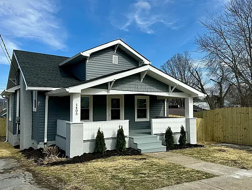 1405 Anderson St Photo 1