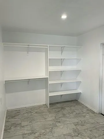 3 bed, 1818 sqft, $2,100 — Photo 3