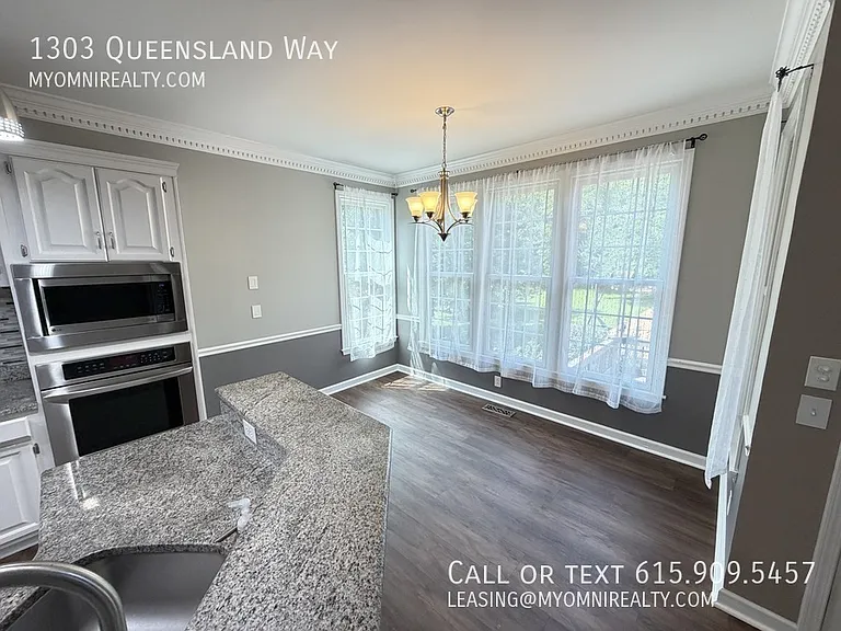 1303 Queensland Way — Photo 28