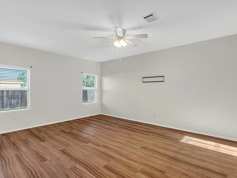 1702 Wild Rye Cir — Photo 24