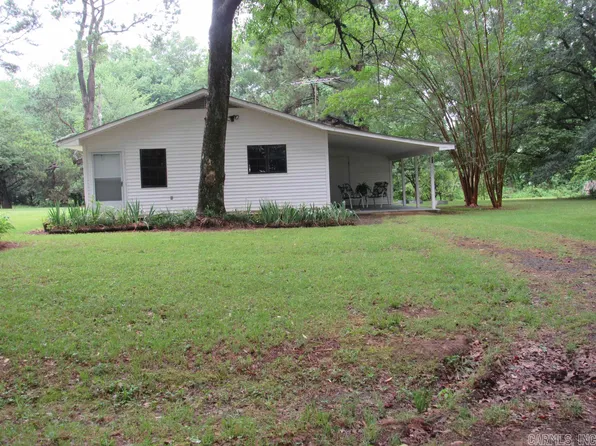 51 Raymond Rd, Morrilton, AR 72110