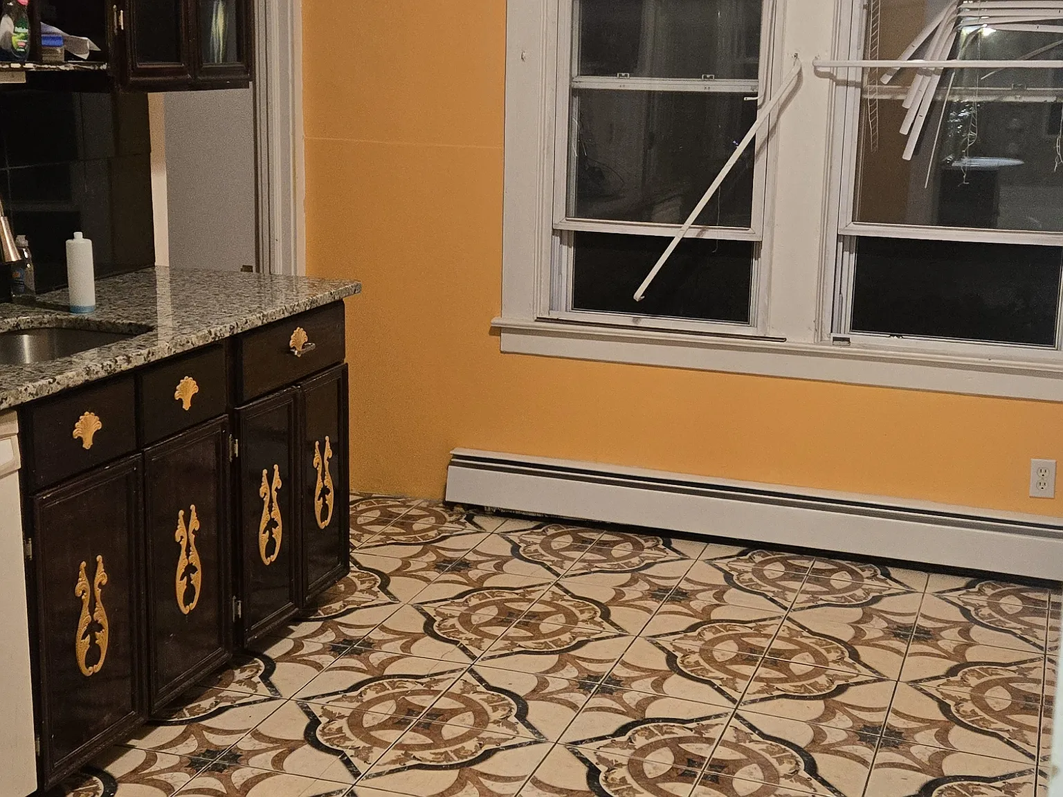 2 bed, 600 sqft, $1,650 — Photo 4