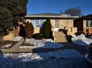 5317 S Hunt Ave, Summit, IL 60501