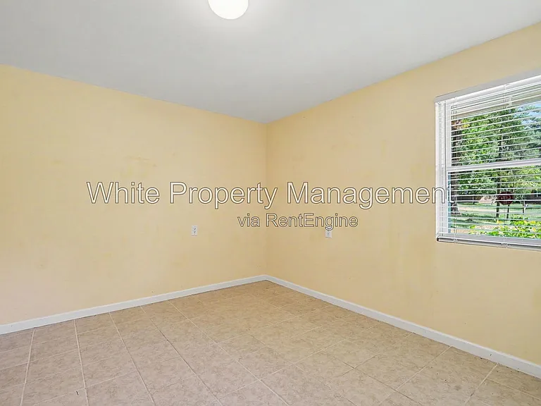 7017 Linda Lake Dr — Photo 16