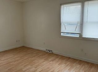 6913 14th Ave, Kenosha, WI 53143