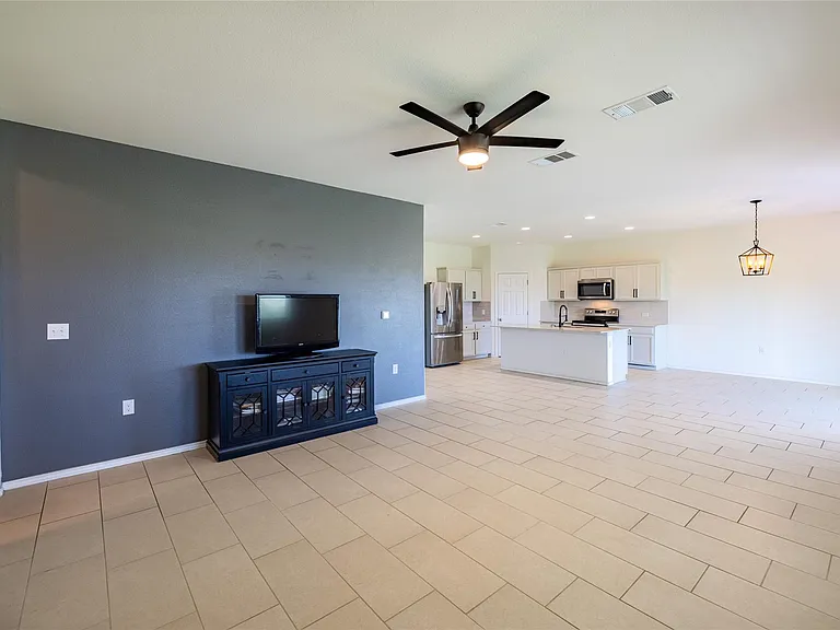 6300 Routenburn St — Photo 15