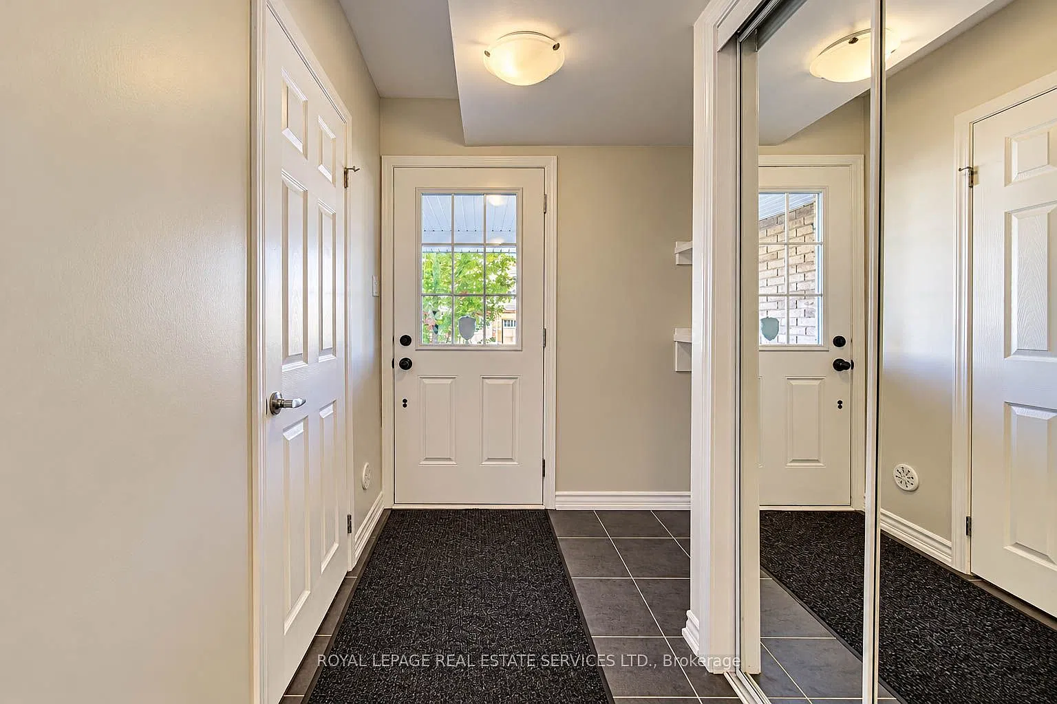 2 bed, $2,400 — Photo 3