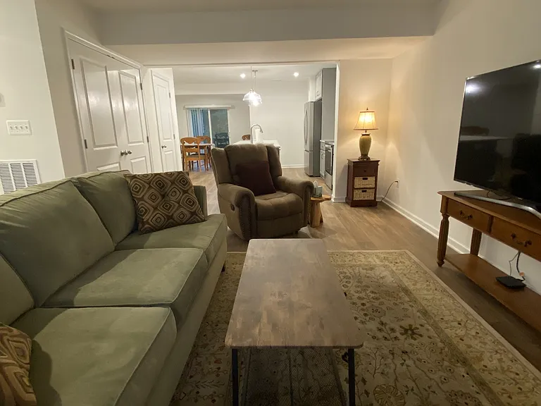 97 Bosque Ct — Photo 2