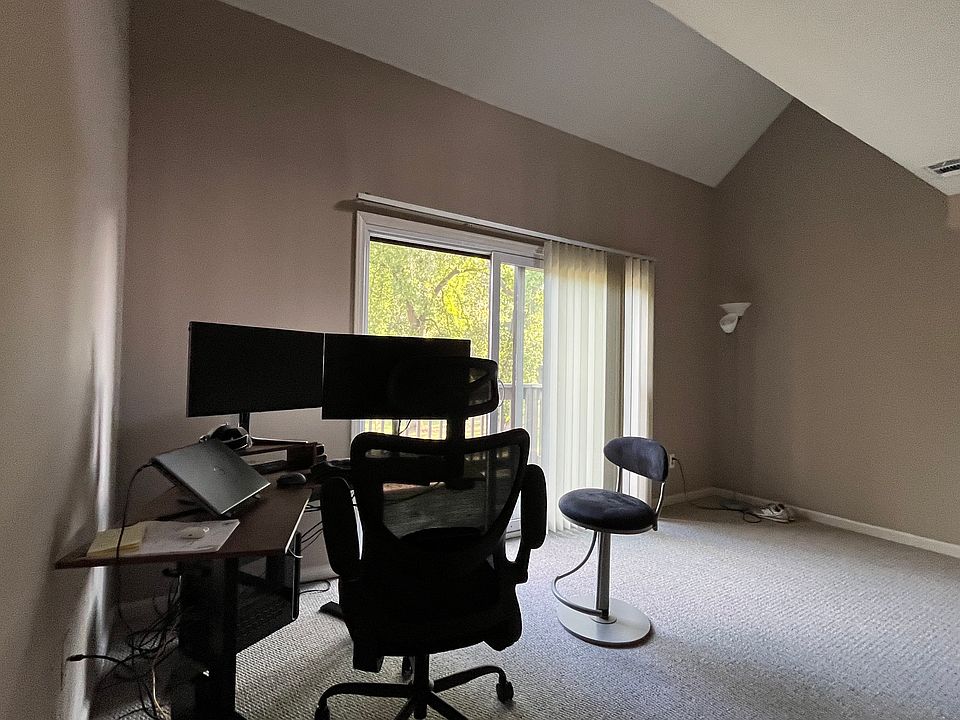 1st image of 937 Novi Rd #937
