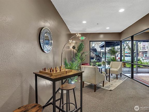3rd image of 5000 California Avenue SW #406