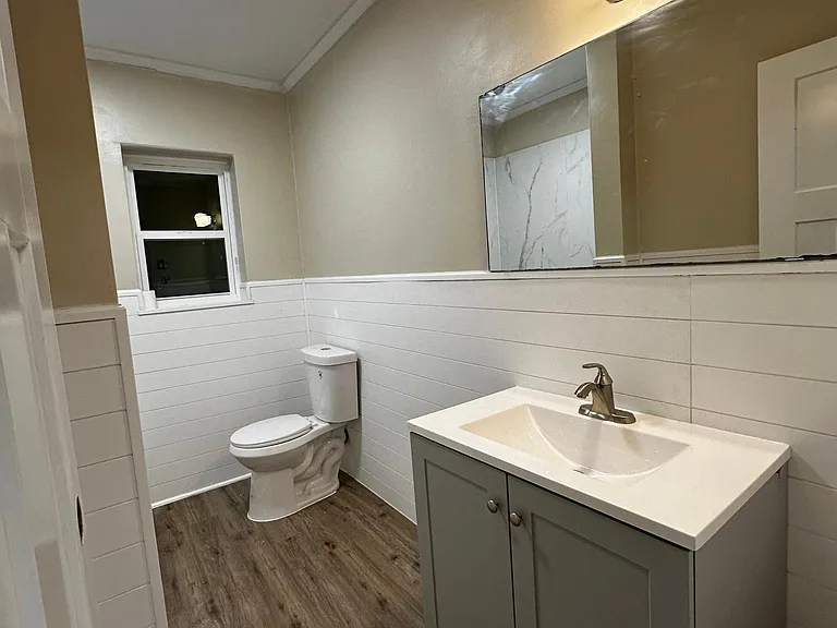 609 Salem St #A — Photo 2