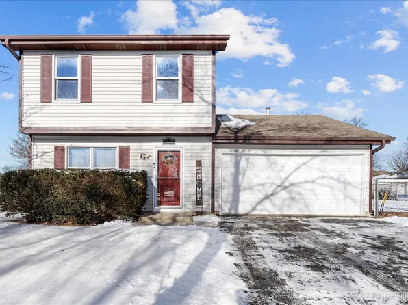 3060 Worcester Ln, Aurora, IL 60504