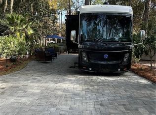 133 Arrow Rd #204, Hilton Head Island, SC 29928