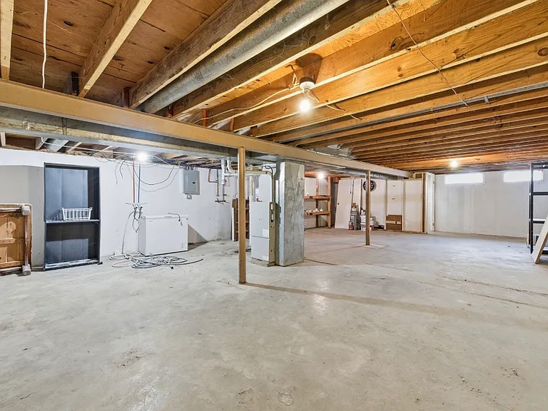 37 Hunting Creek Rd — Photo 10