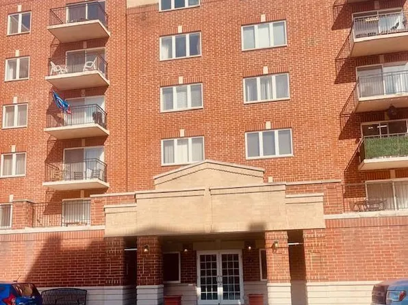 3303 Grove Ave Unit 306, Berwyn, IL 60402