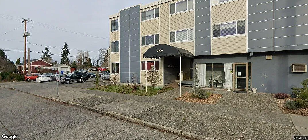 Olympic Manor — Photo 2