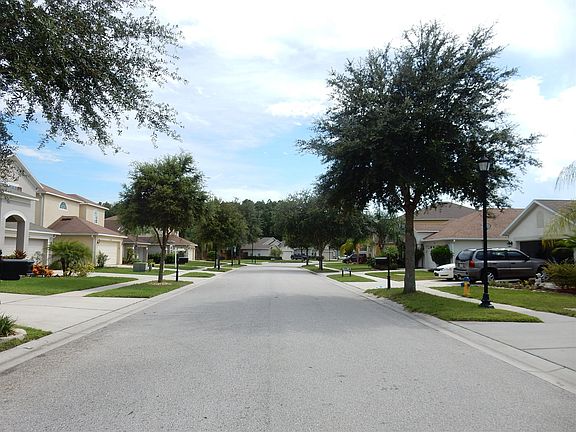 5th image of 18440 Cypress Bay Pkwy