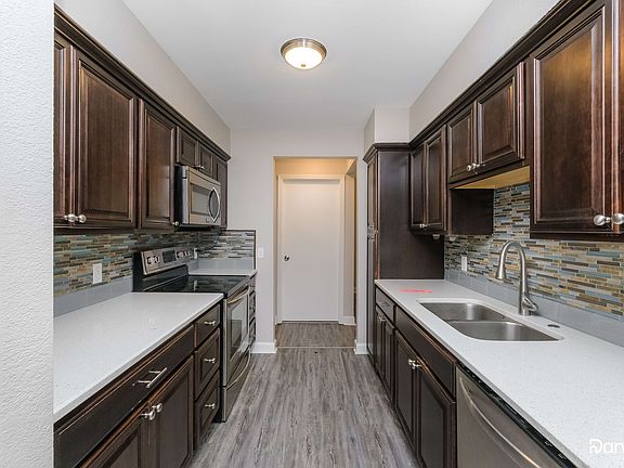 2nd image of 2260 Cypress Point Dr W