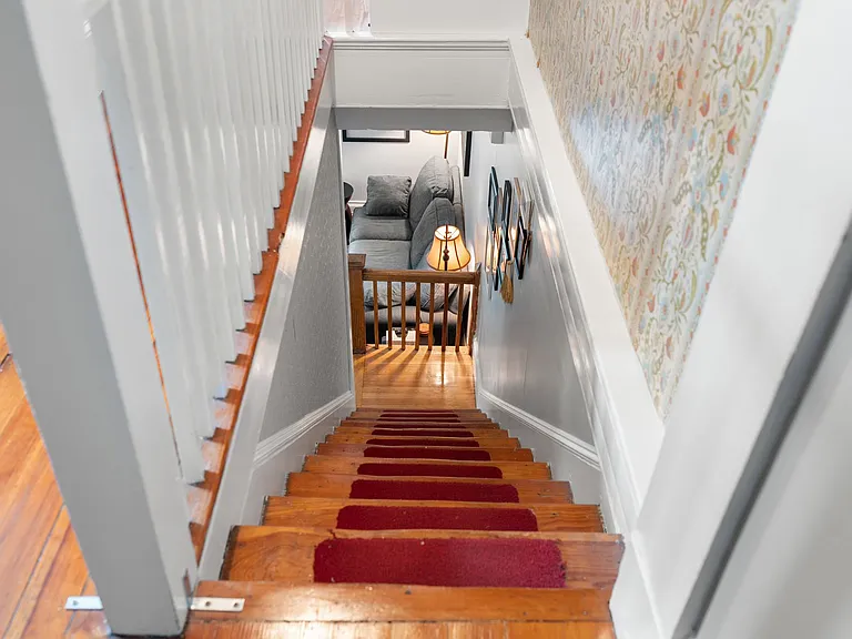 Cottage St — Photo 21